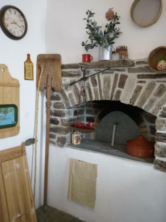 Traditional House Paros Sarakíniko Exteriör bild