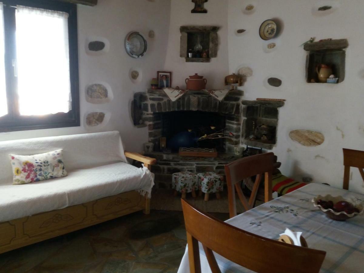 Traditional House Paros Sarakíniko Exteriör bild